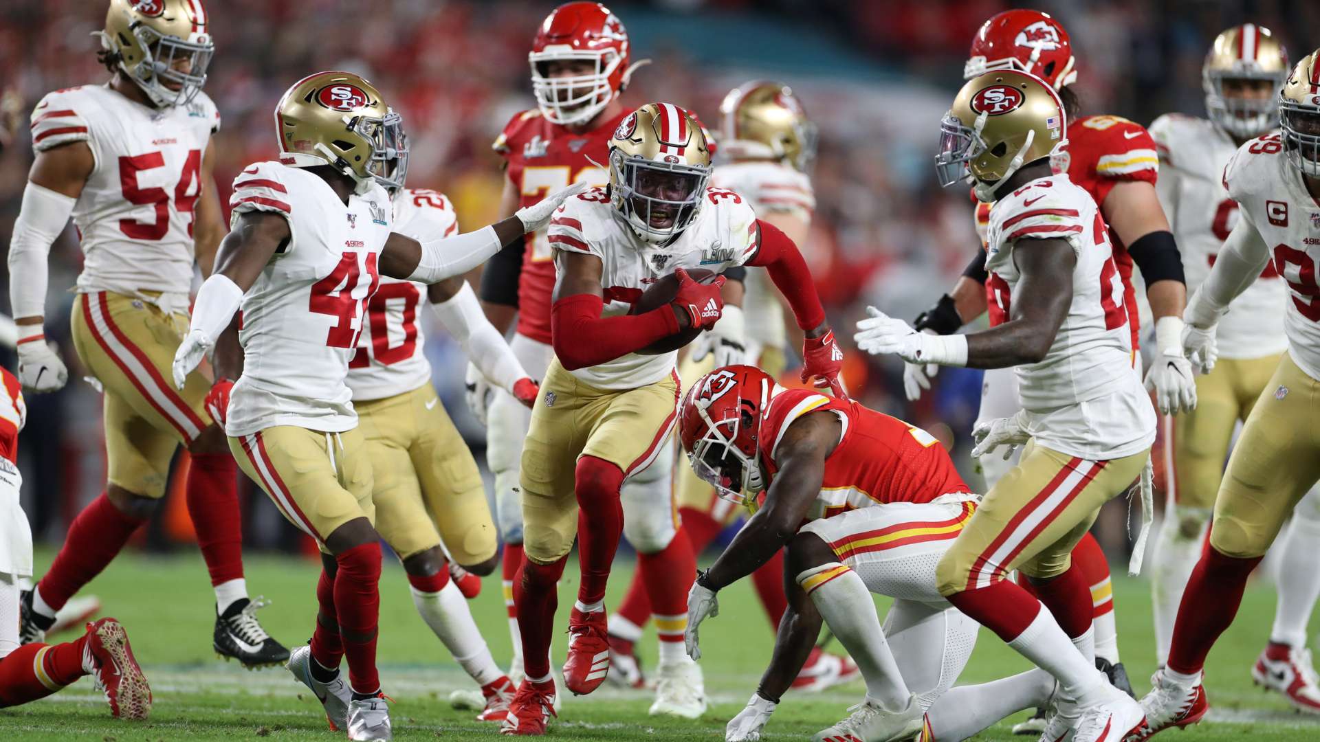 對年輕球員 對年輕球員